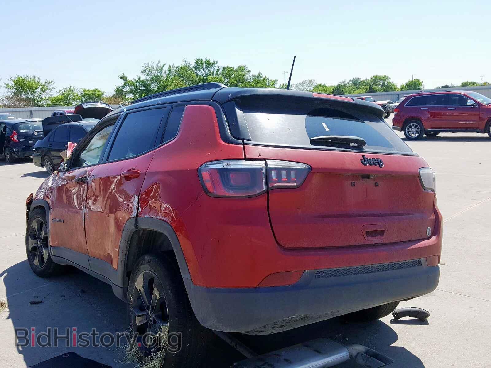 2019 JEEP COMPASS - VIN: 3C4NJCBB9KT612951 - Фото 3