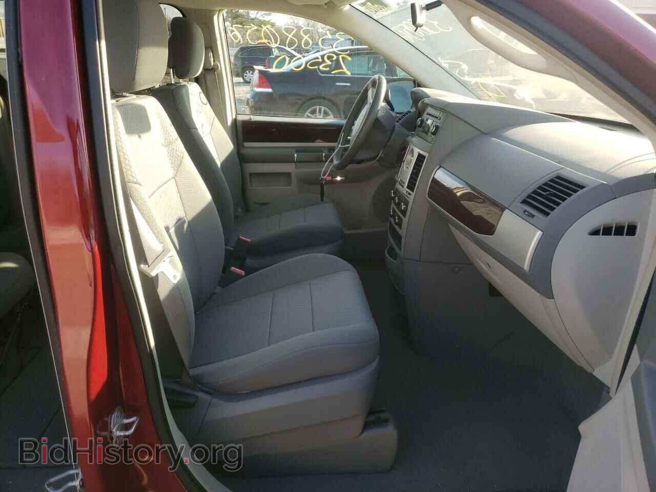 2010 CHRYSLER MINIVAN - VIN: 2A4RR5D16AR428220 - Фото 5