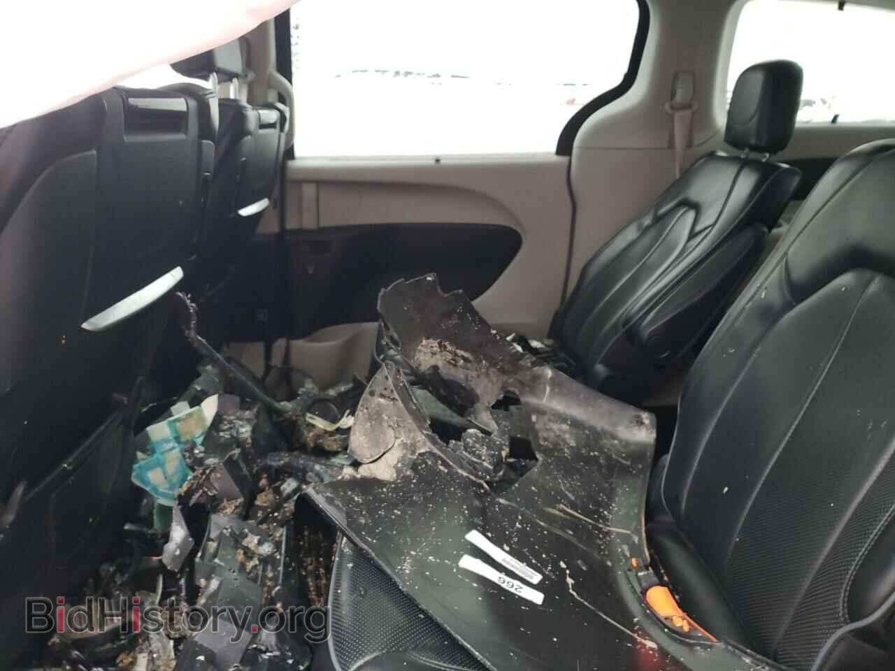 2020 CHRYSLER PACIFICA - VIN: 2C4RC1GG4LR203975 - Photo 11