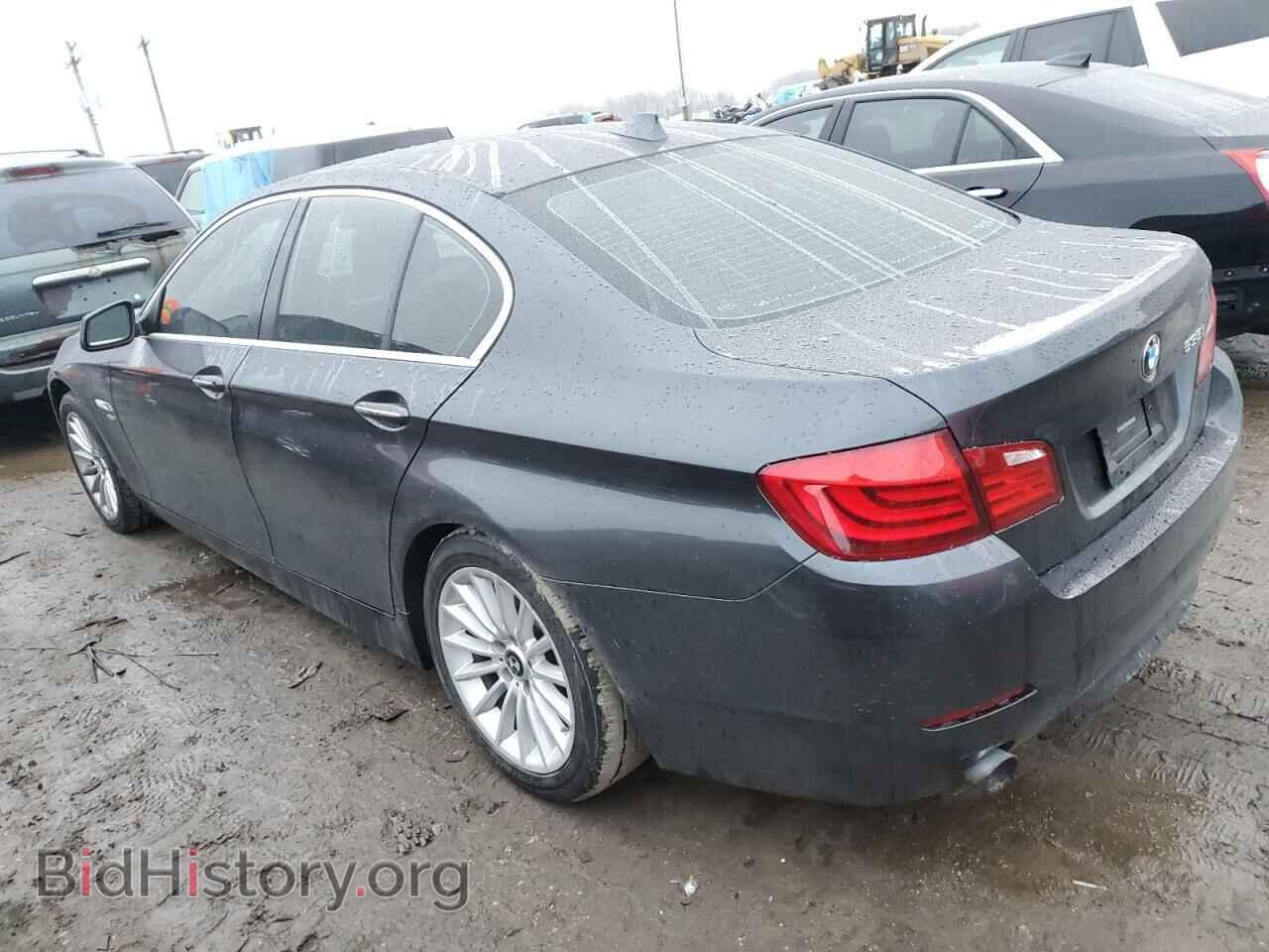 2011 BMW 5 SERIES - VIN: WBAFU7C5XBC874823 - Фото 2