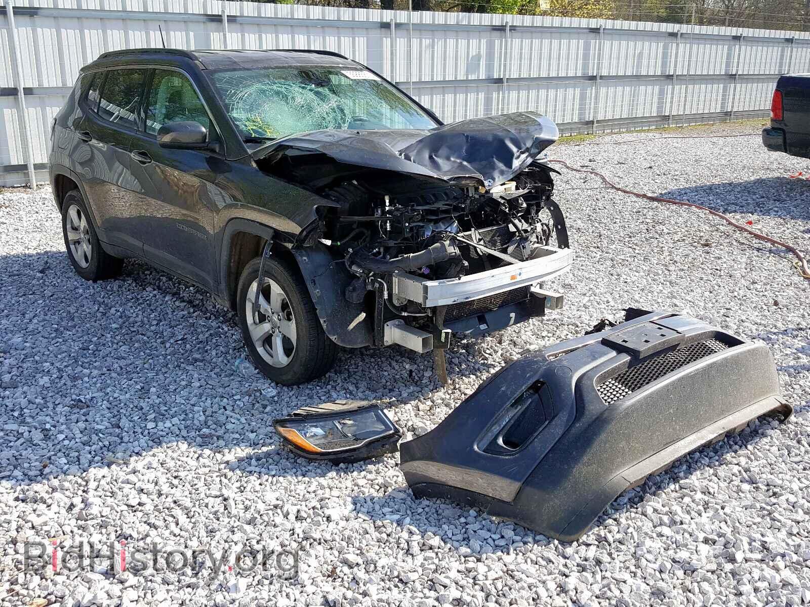 Фотография 3C4NJDBB7HT645610 - JEEP COMPASS 2017