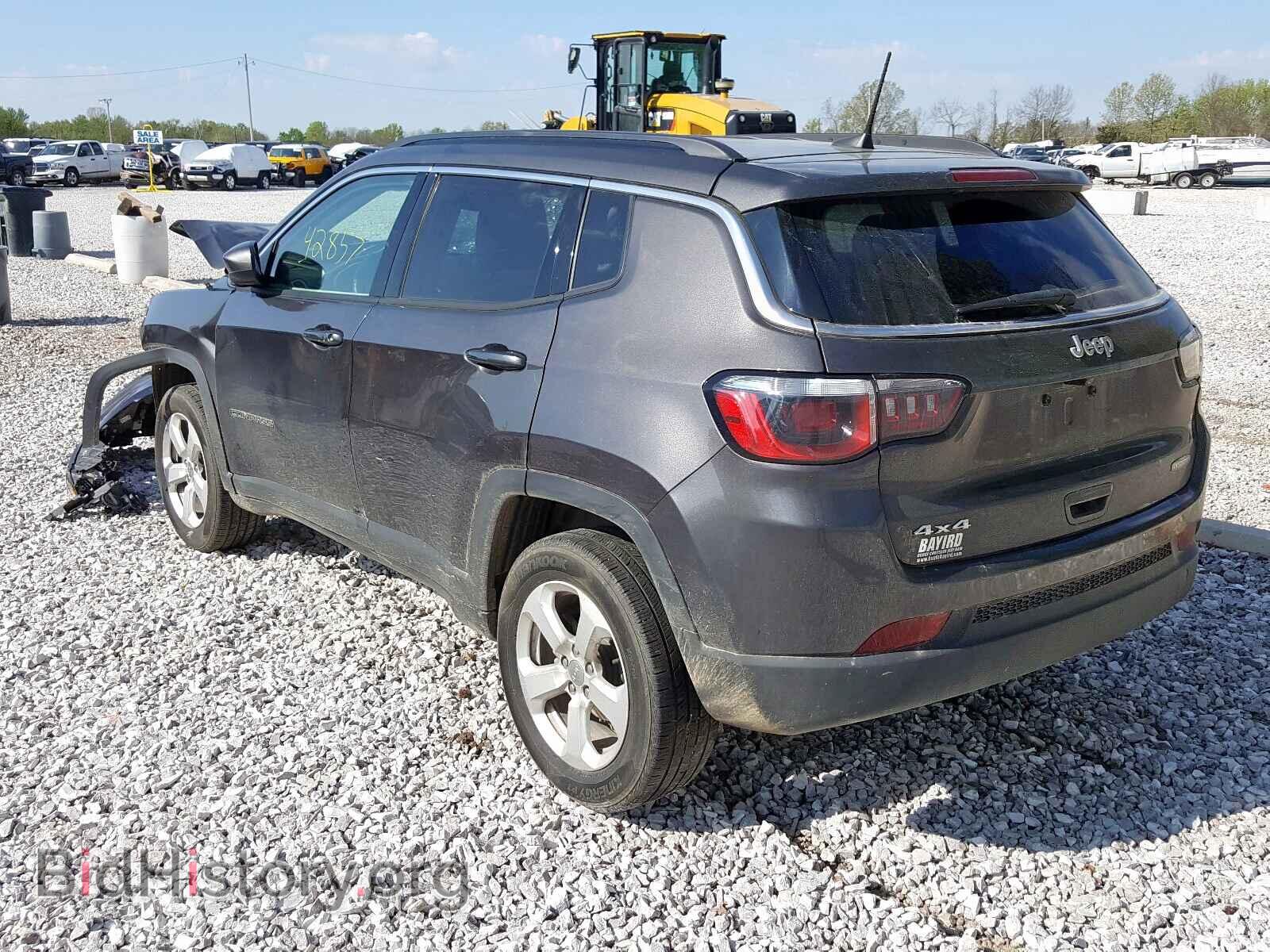 2017 JEEP COMPASS - VIN: 3C4NJDBB7HT645610 - Фото 3