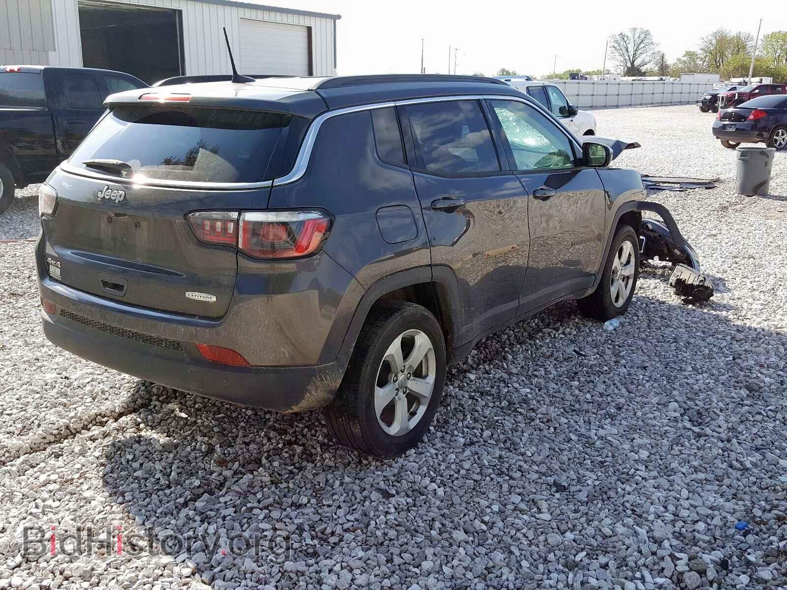 2017 JEEP COMPASS - VIN: 3C4NJDBB7HT645610 - Фото 4