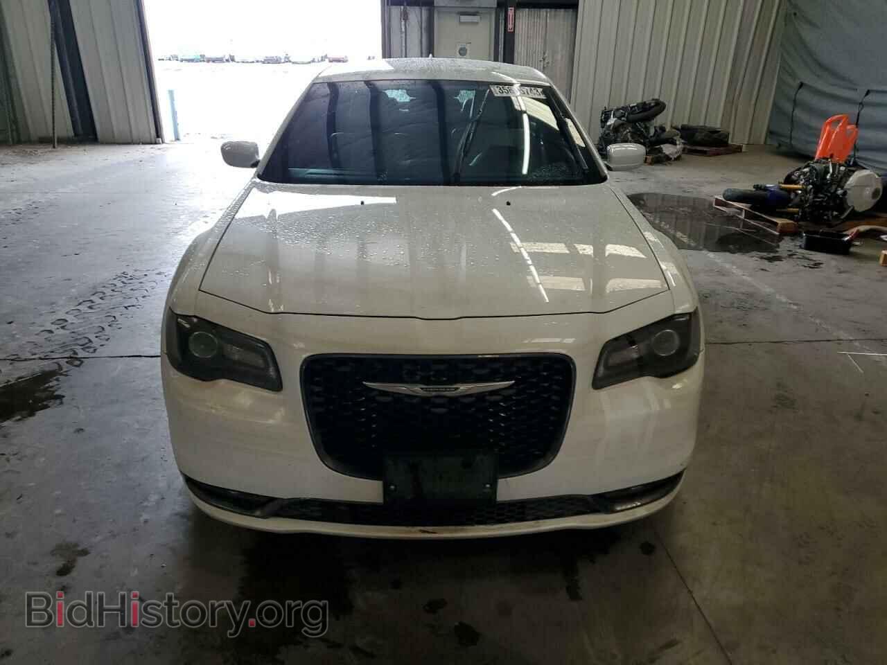 2019 CHRYSLER 300 - VIN: 2C3CCABG6KH533574 - Фото 5