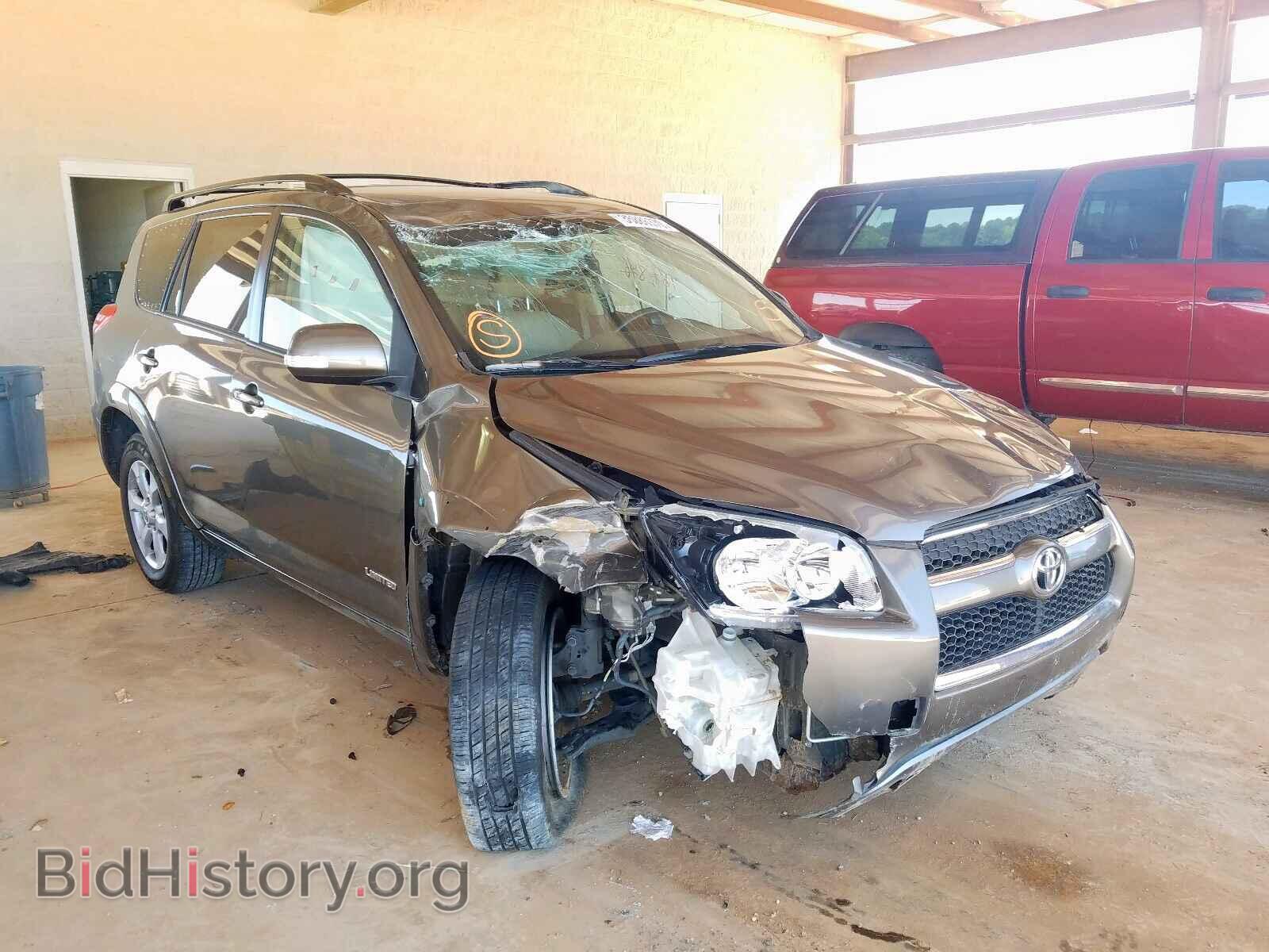 Фотография 2T3YF4DV7BW084394 - TOYOTA RAV4 2011
