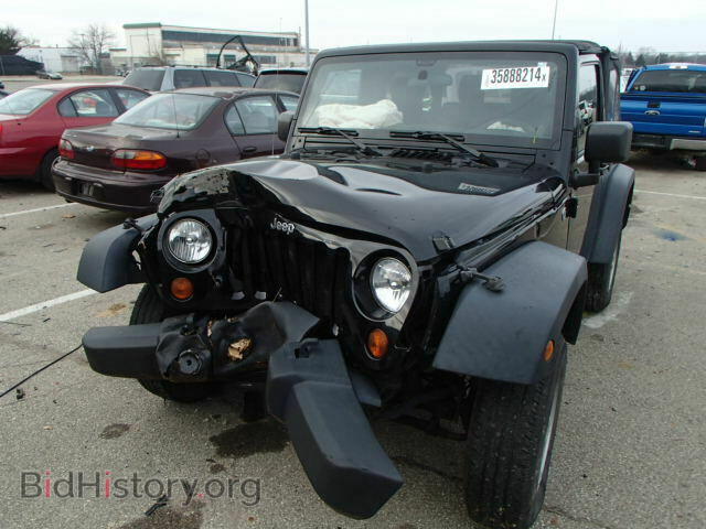 2011 JEEP WRANGLER - VIN: 1J4AA2D16BL526029 - Фото 2