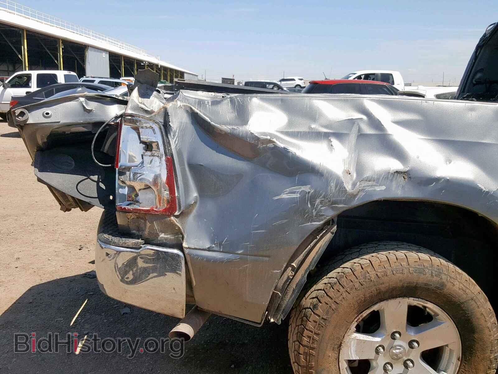 2011 DODGE RAM 1500 - VIN: 1D7RB1GT9BS526339 - Фото 9