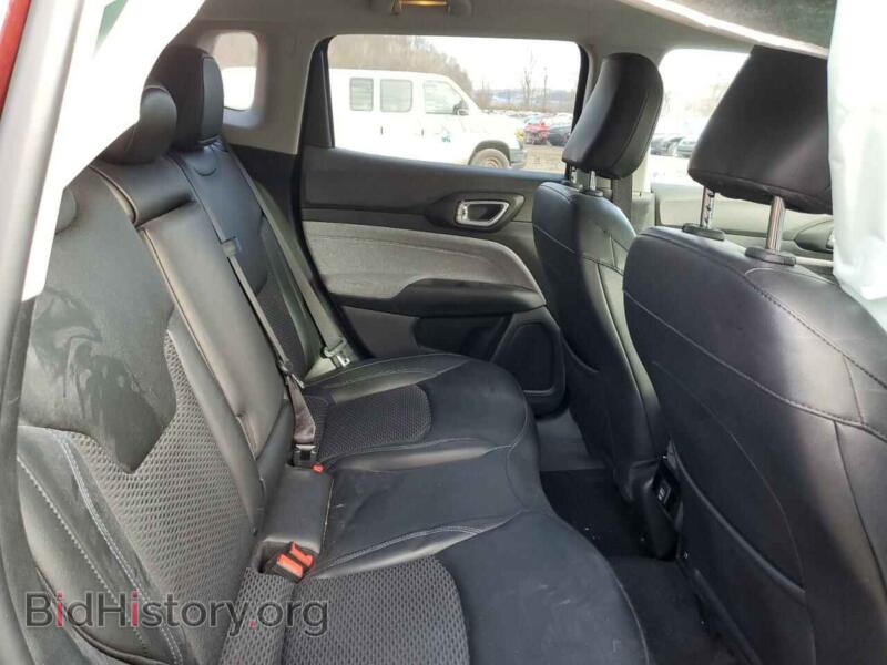 2022 Jeep COMPASS (VIN 3C4NJDBB0NT115622) — фото 10 из 12