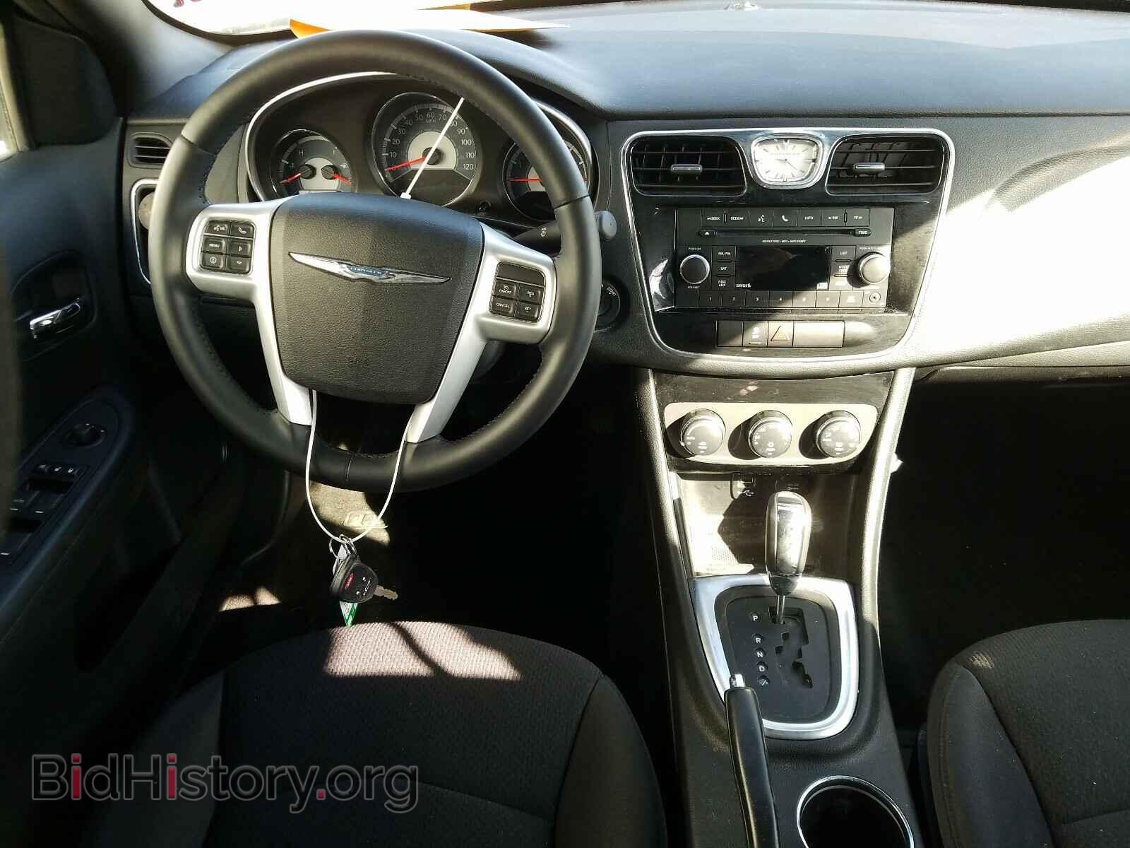 2012 CHRYSLER 200 - VIN: 1C3CCBBBXCN267785 - Фото 9