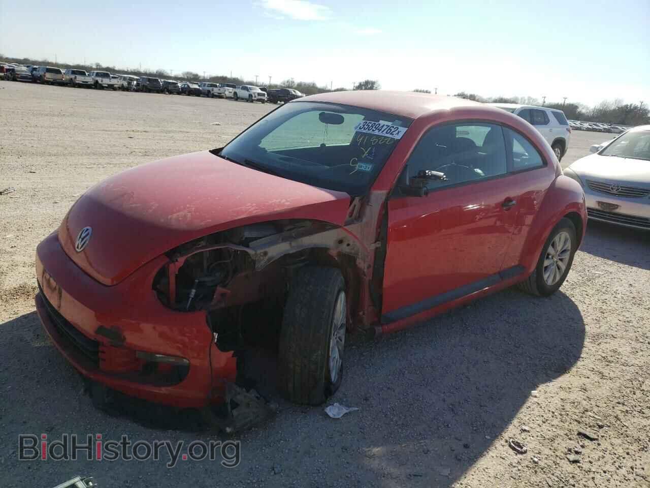 2013 VOLKSWAGEN BEETLE - VIN: 3VWFX7AT1DM604177 - Фото 2