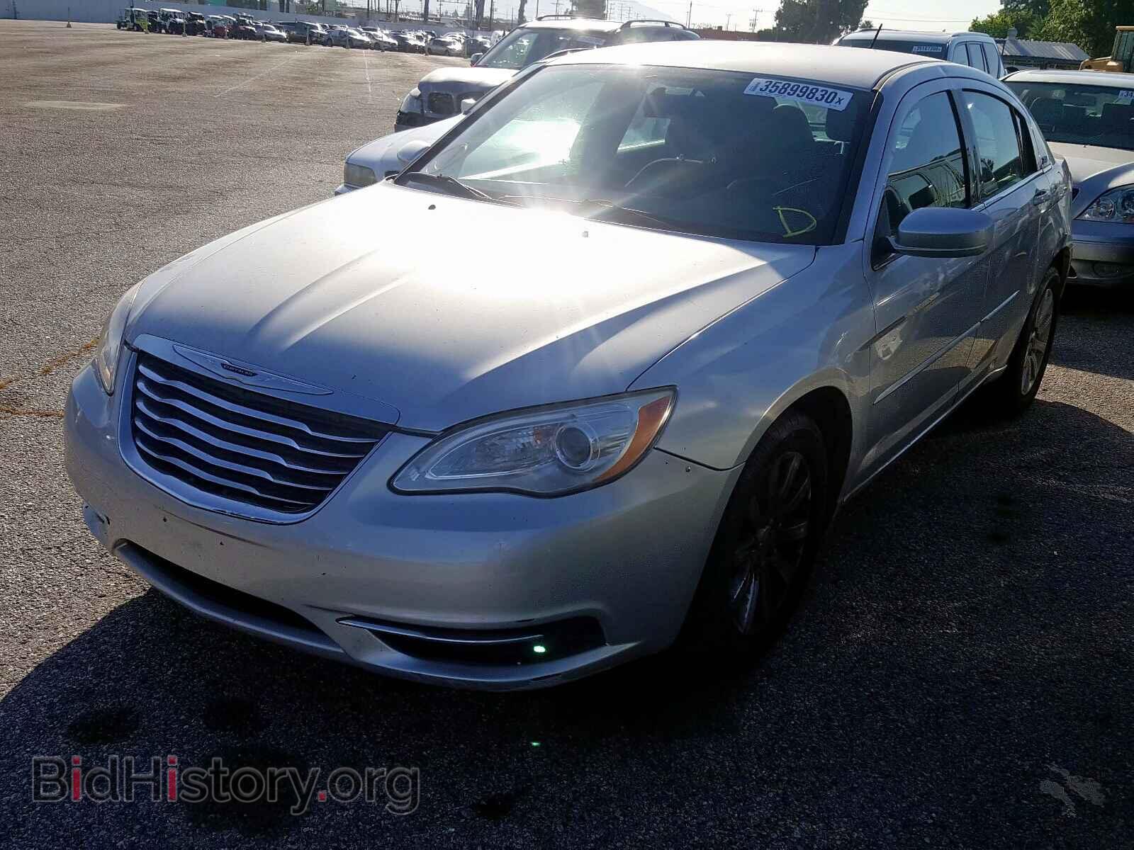2012 CHRYSLER 200 - VIN: 1C3CCBAB9CN228784 - Фото 2