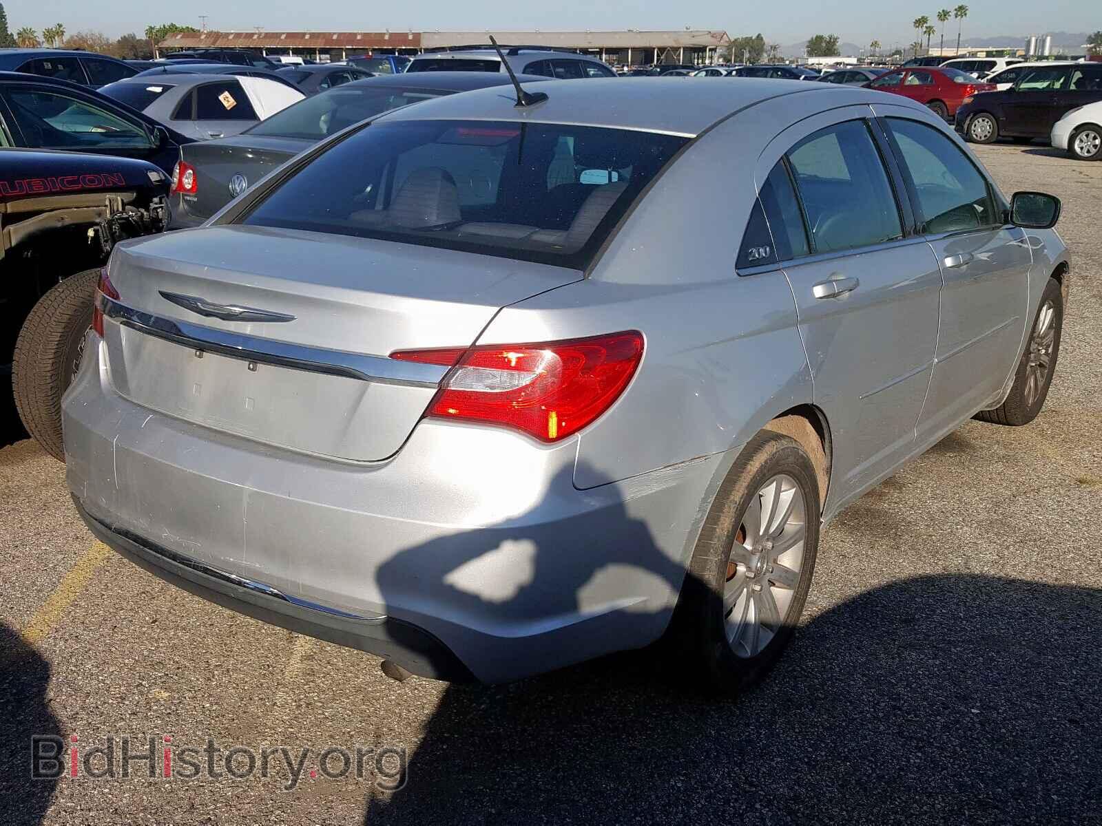 2012 CHRYSLER 200 - VIN: 1C3CCBAB9CN228784 - Фото 4