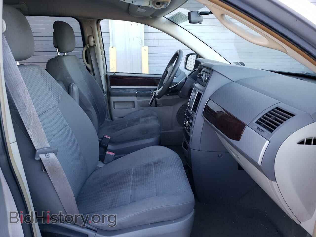 2010 CHRYSLER MINIVAN - VIN: 2A4RR5D17AR279154 - Фото 5