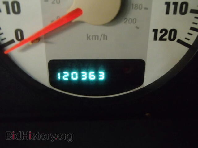 2004 CHRYSLER SEBRING - VIN: 1C3EL75R44N167603 - Фото 8