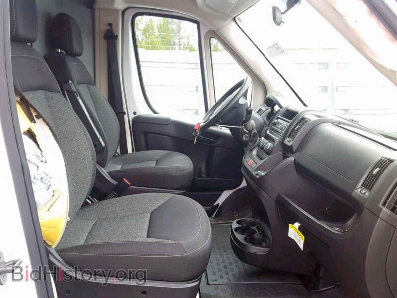 2017 RAM PROMASTER (VIN 3C6TRVBG0HE537181) — фото 5 из 10