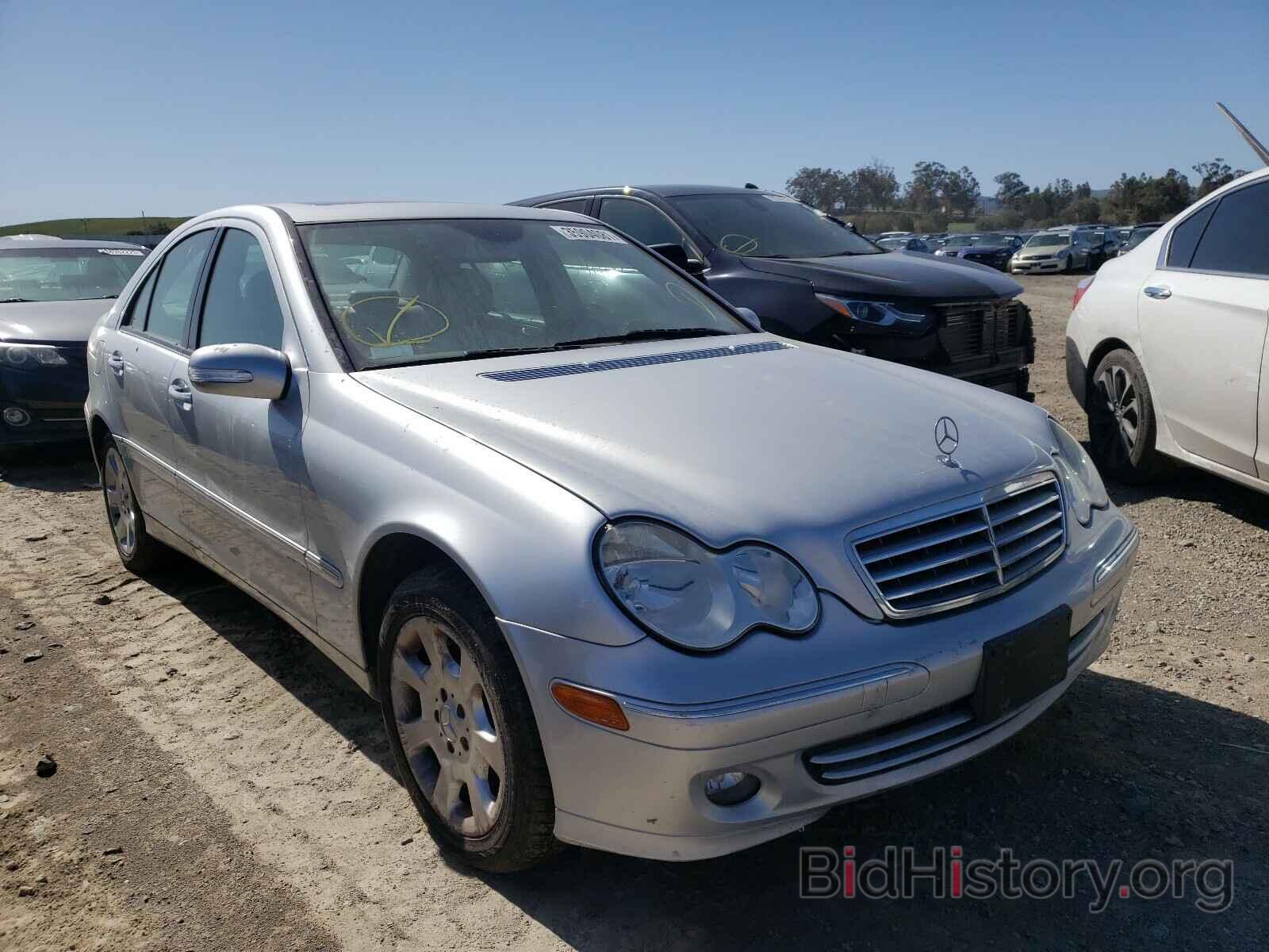 Photo WDBRF56H76F765937 - MERCEDES-BENZ C CLASS 2006