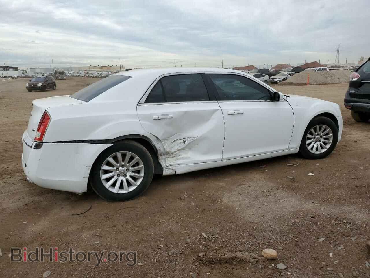 2013 CHRYSLER 300 - VIN: 2C3CCAAG2DH569203 - Фото 3