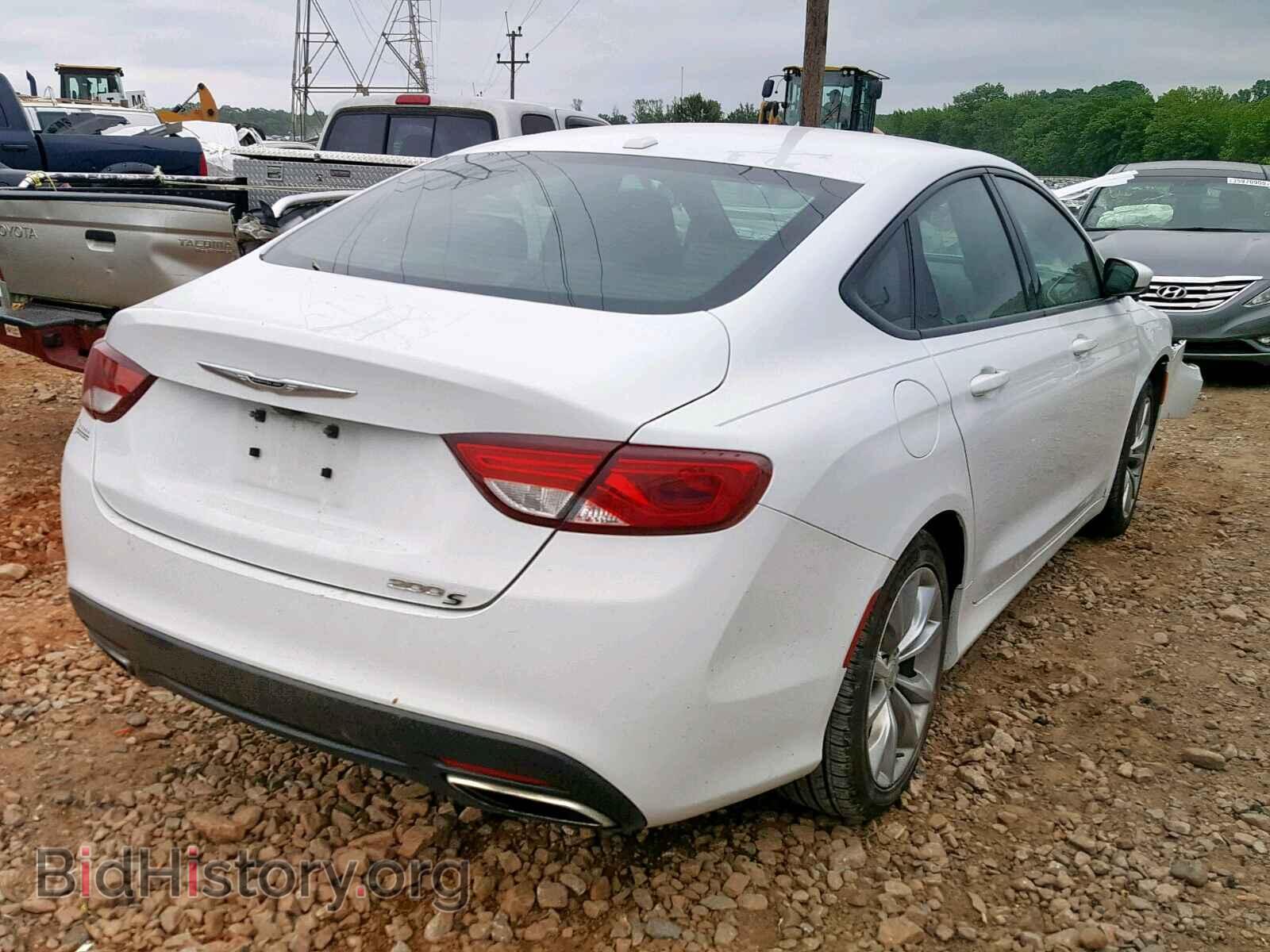 2016 CHRYSLER 200 - VIN: 1C3CCCBB5GN104991 - Photo 4