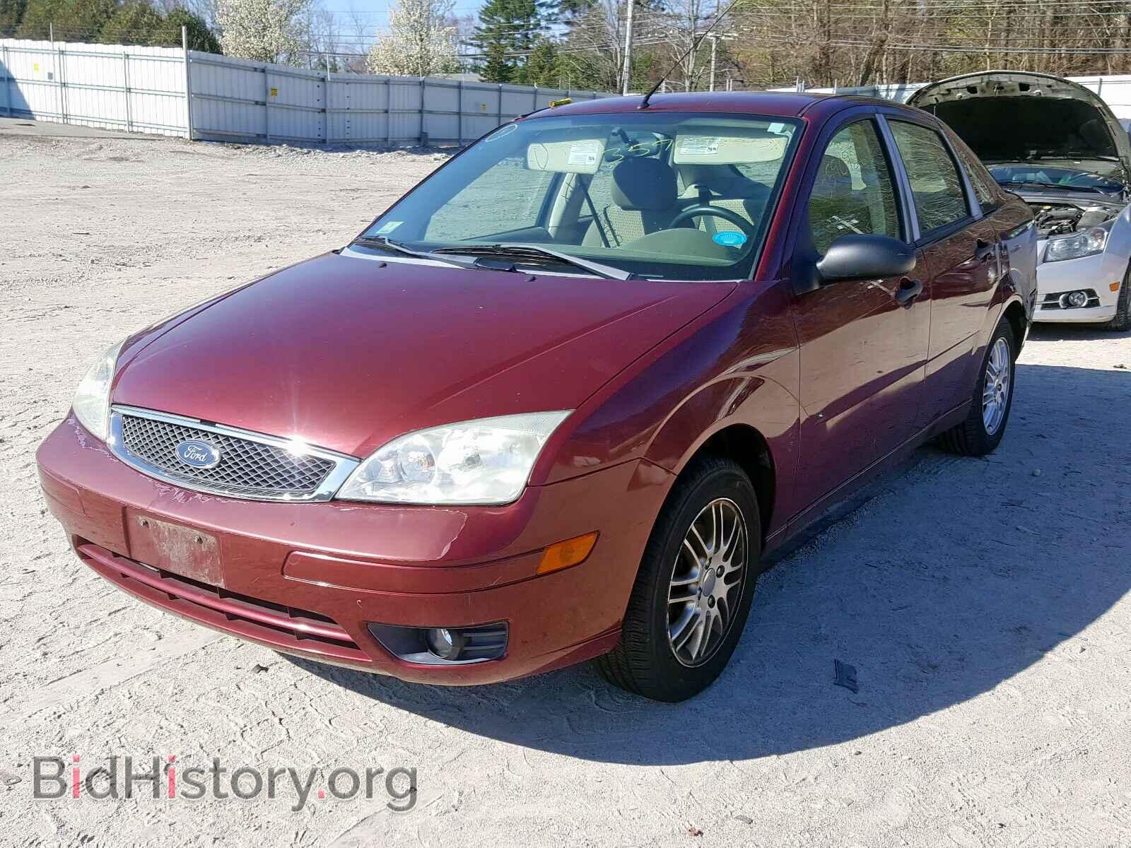 2007 FORD FOCUS - VIN: 1FAHP34N07W290842 - Фото 2
