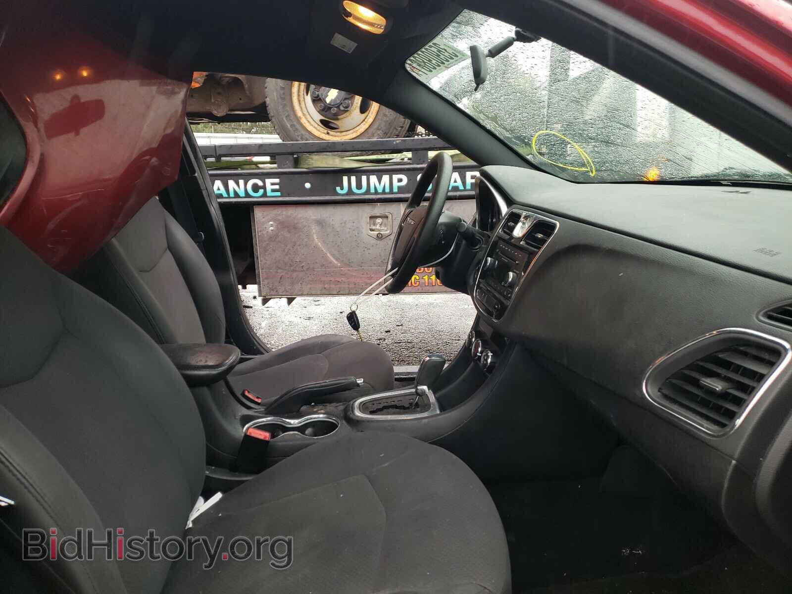 2014 CHRYSLER 200 - VIN: 1C3CCBAB7EN122353 - Фото 5