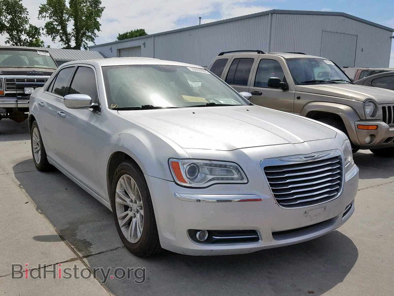 Фотография 2C3CCACG9CH198178 - CHRYSLER 300 2012