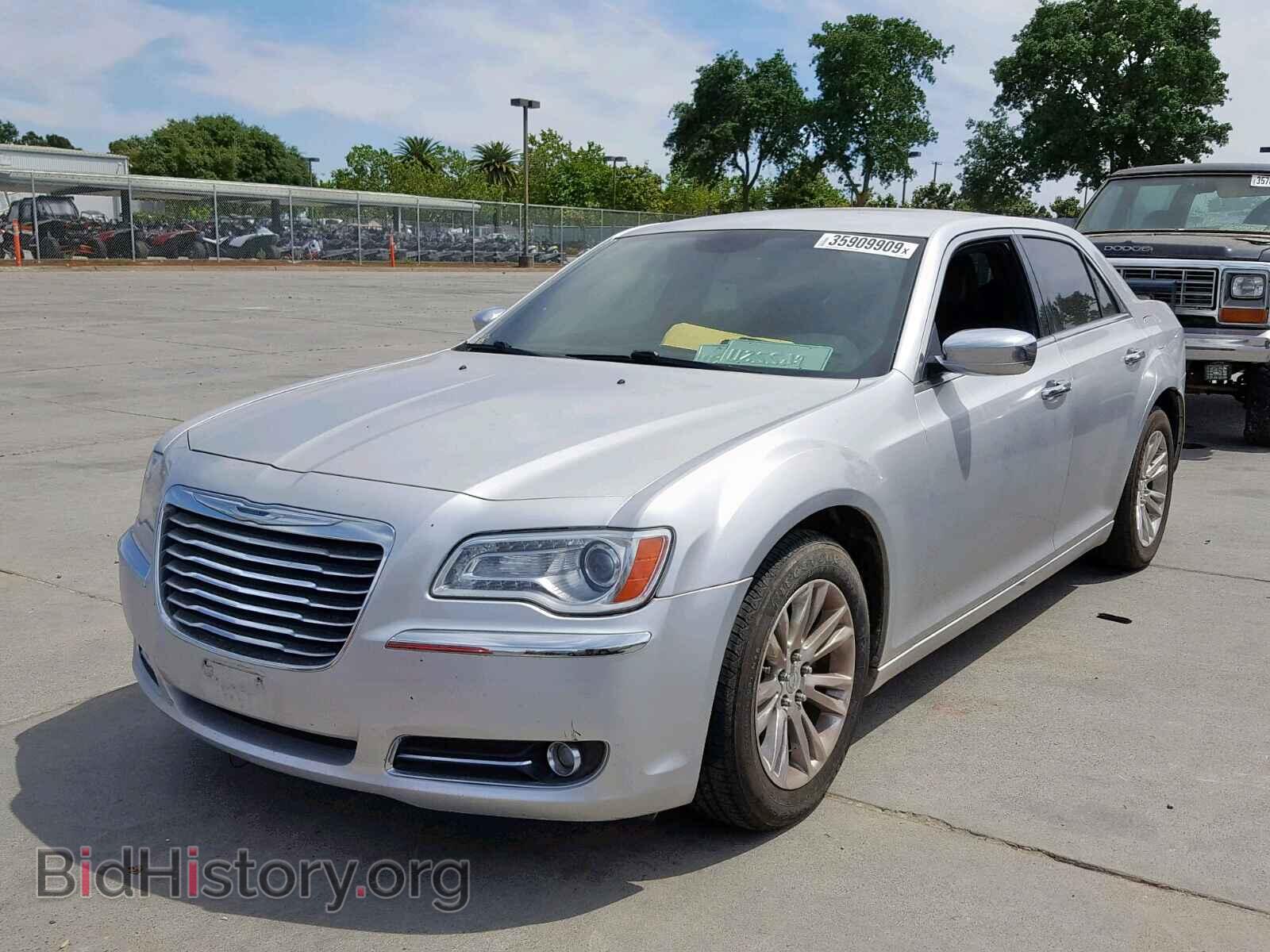 2012 CHRYSLER 300 - VIN: 2C3CCACG9CH198178 - Фото 2
