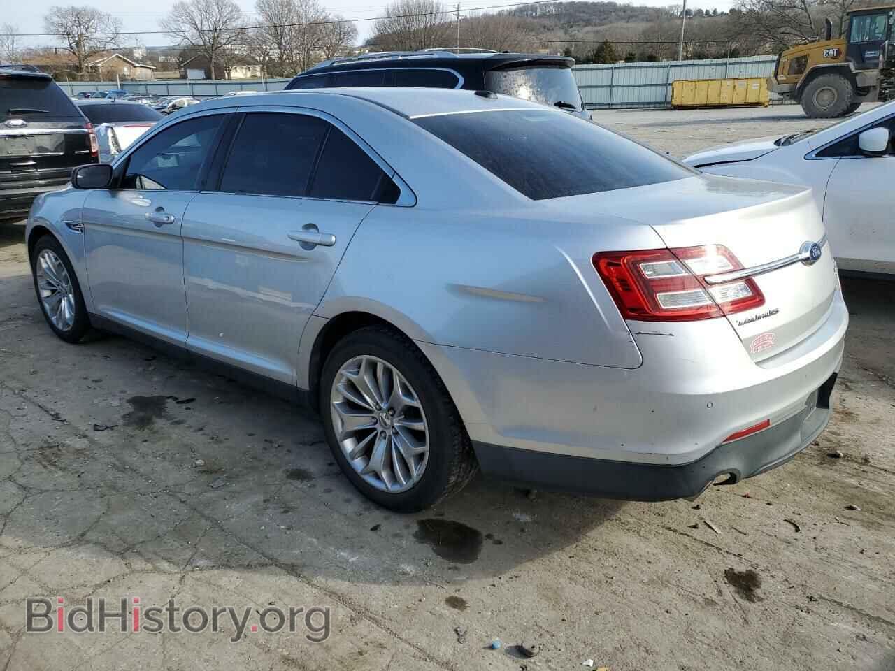 2013 FORD TAURUS - VIN: 1FAHP2F81DG193012 - Фото 2
