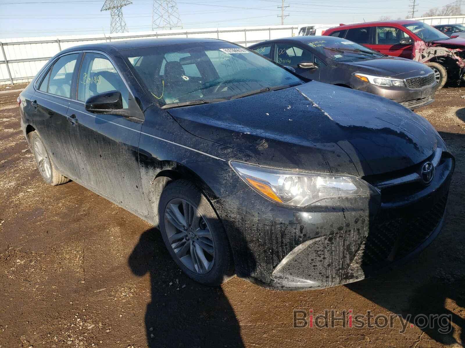 Photo 4T1BF1FK6HU666138 - TOYOTA CAMRY 2017