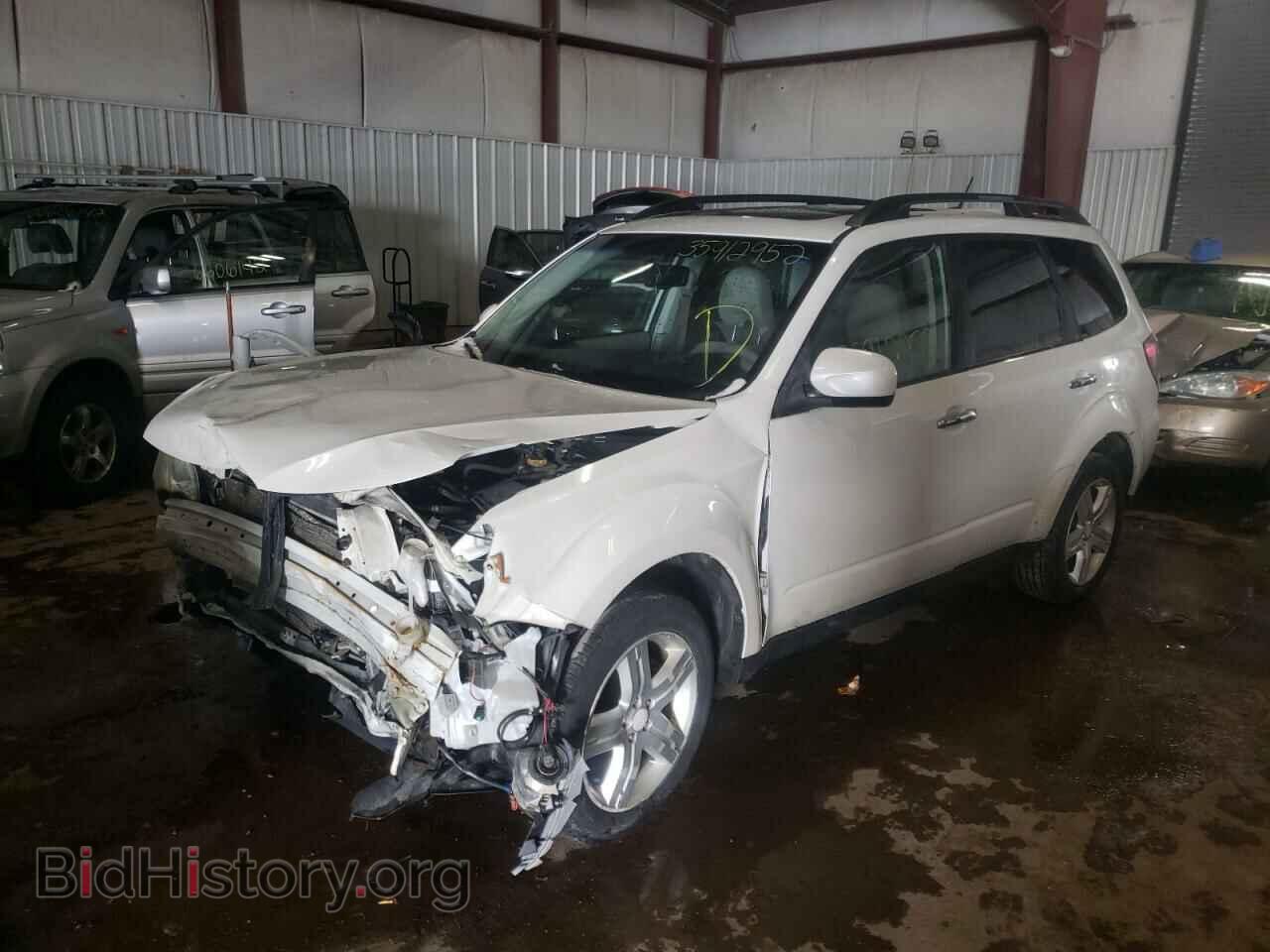 2011 SUBARU FORESTER - VIN: JF2SHADC1BH716357 - Фото 2