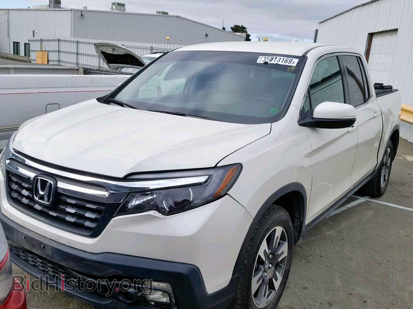 2017 HONDA RIDGELINE - VIN: 5FPYK2F58HB002823 - Фото 2