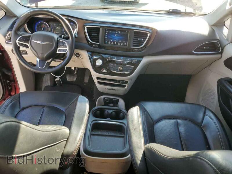 2018 Chrysler PACIFICA (VIN 2C4RC1BG1JR120248) — фото 8 из 13