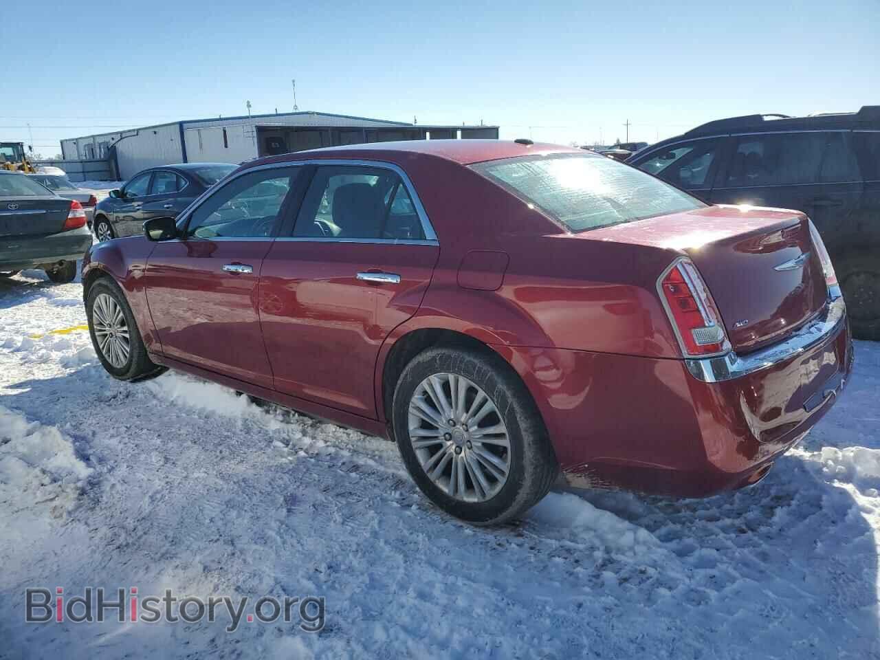 2011 CHRYSLER 300 - VIN: 2C3CK6CT3BH568942 - Фото 2
