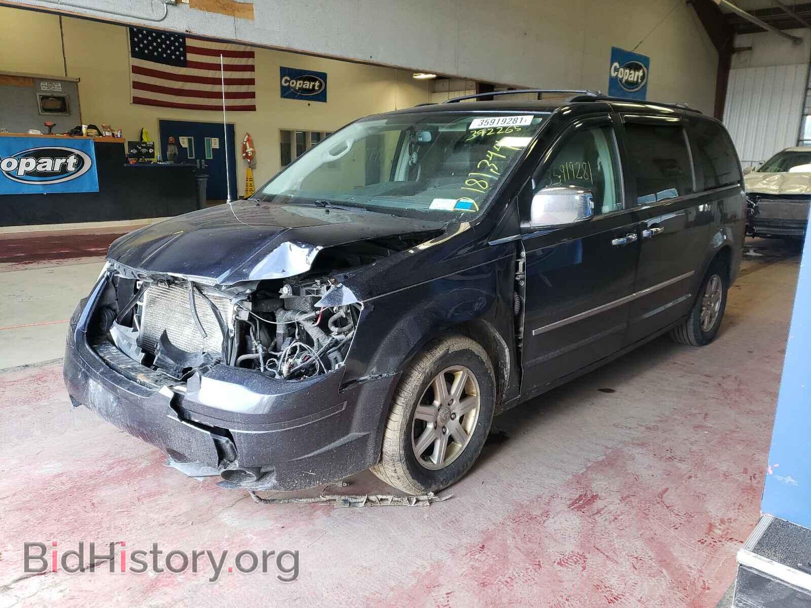 2010 CHRYSLER MINIVAN - VIN: 2A4RR8D19AR392265 - Фото 2