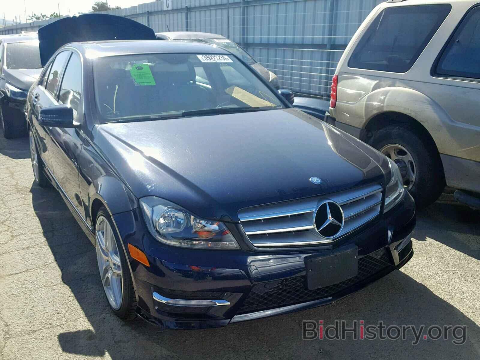 Photo WDDGF4HB0DR273926 - MERCEDES-BENZ C 250 2013