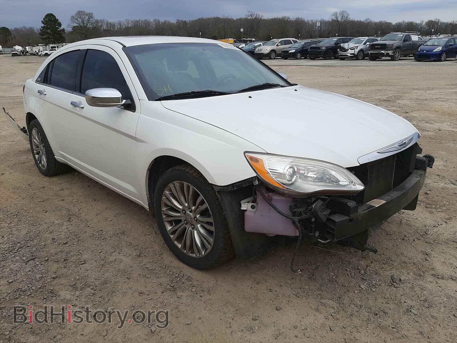 Photo 1C3BC2FB8BN501068 - CHRYSLER 200 2011