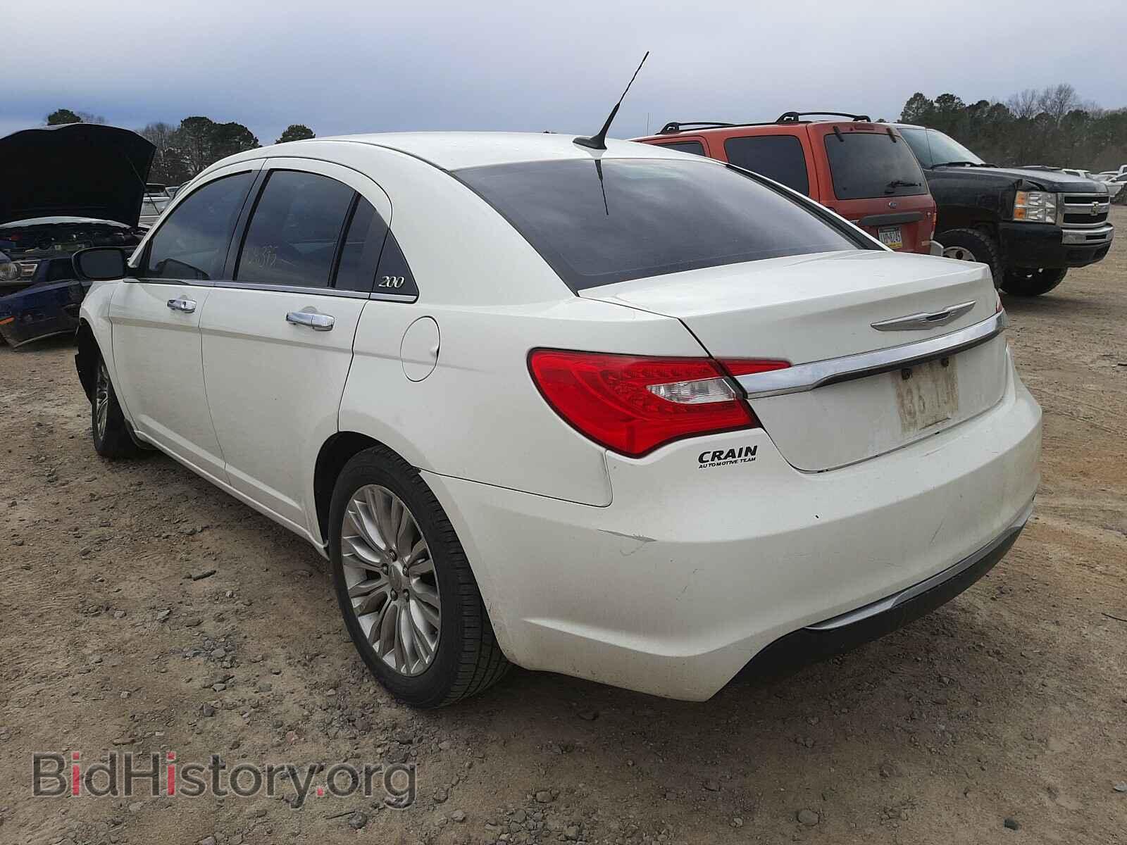 2011 CHRYSLER 200 - VIN: 1C3BC2FB8BN501068 - Photo 3