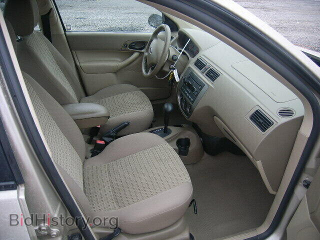 2006 FORD FOCUS - VIN: 1FAHP34NX6W202099 - Photo 5