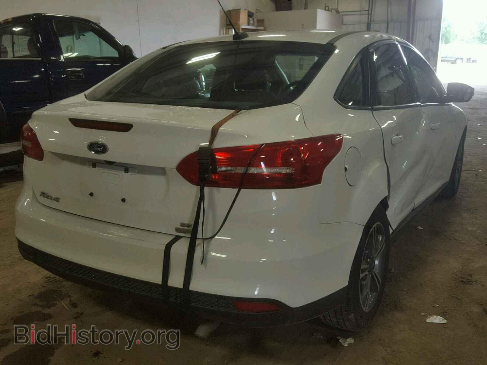 2017 FORD FOCUS - VIN: 1FADP3FE4HL341175 - Photo 4