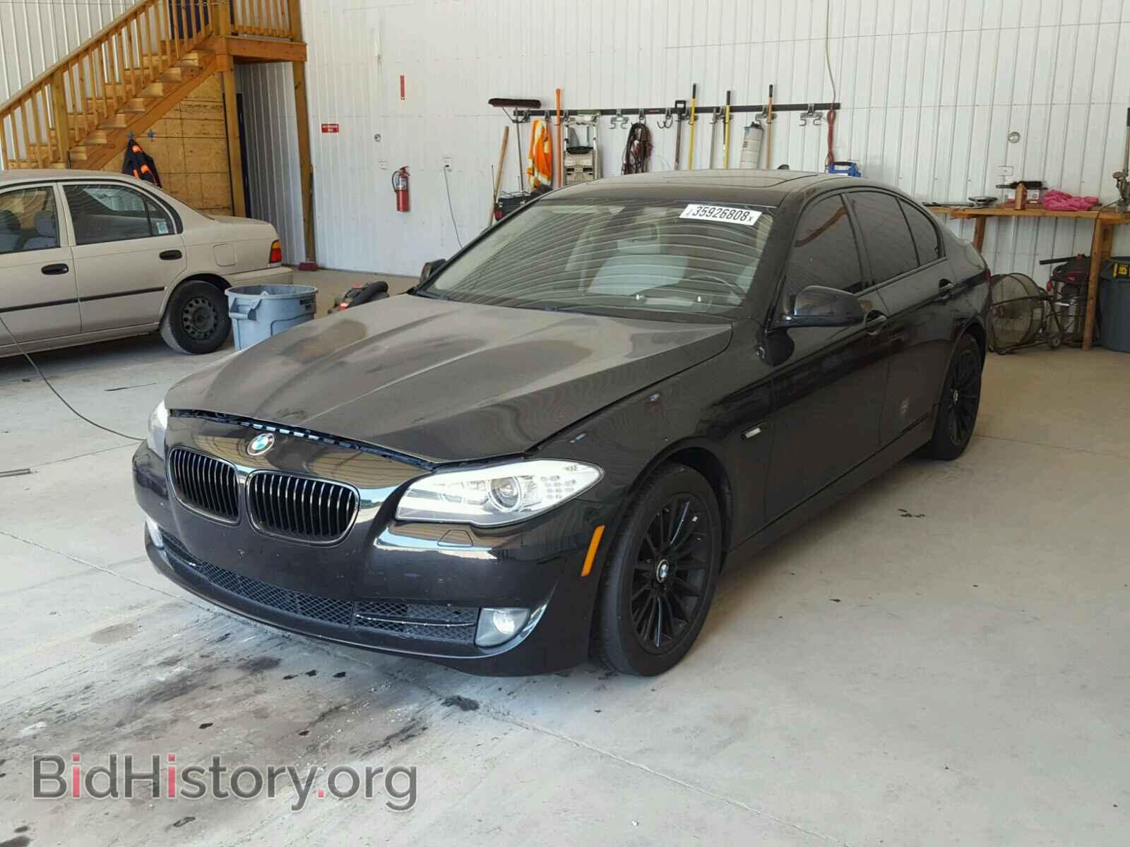 2011 BMW 535 XI - VIN: WBAFU7C58BC878871 - Фото 2