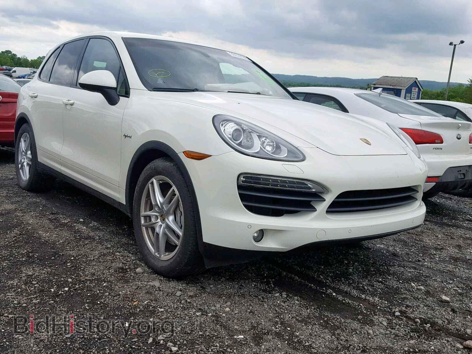 Photo WP1AE2A20CLA91256 - PORSCHE CAYENNE S 2012