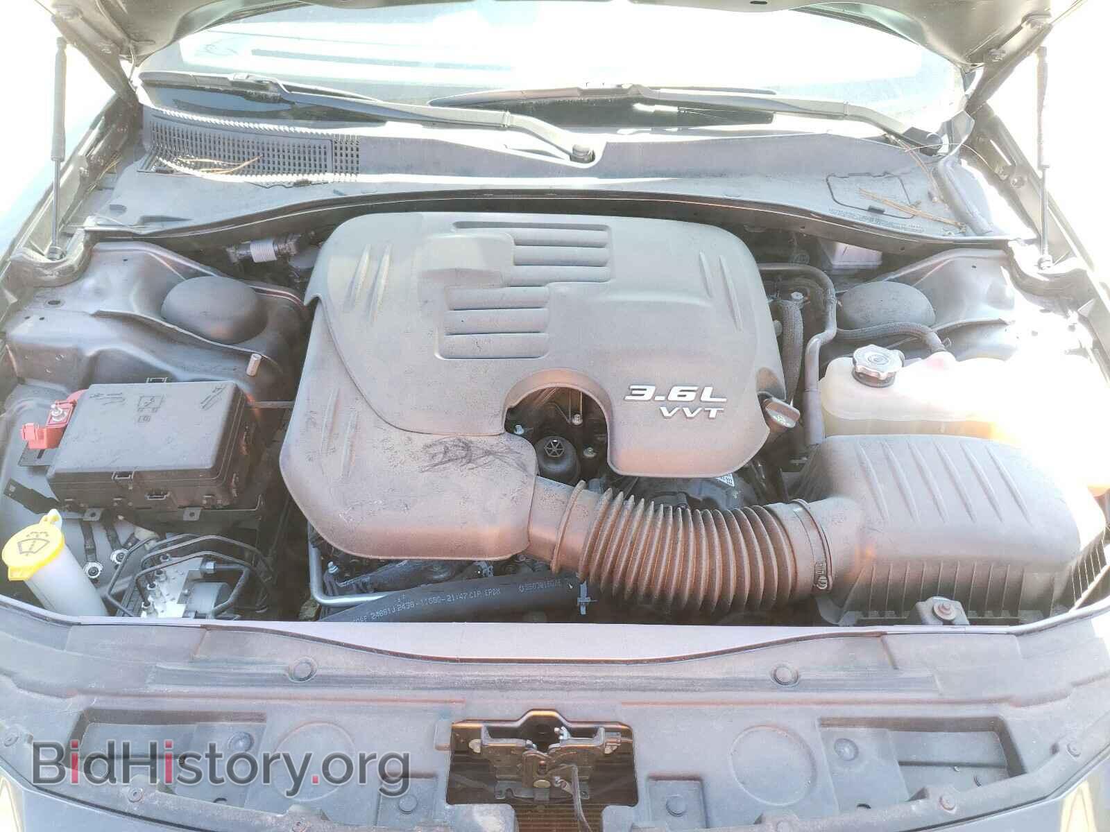 2019 CHRYSLER 300 - VIN: 2C3CCAAG2KH528678 - Фото 7