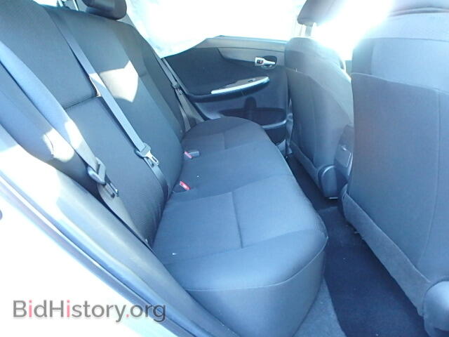 2011 TOYOTA COROLLA - VIN: 2T1BU4EE5BC726700 - Фото 6