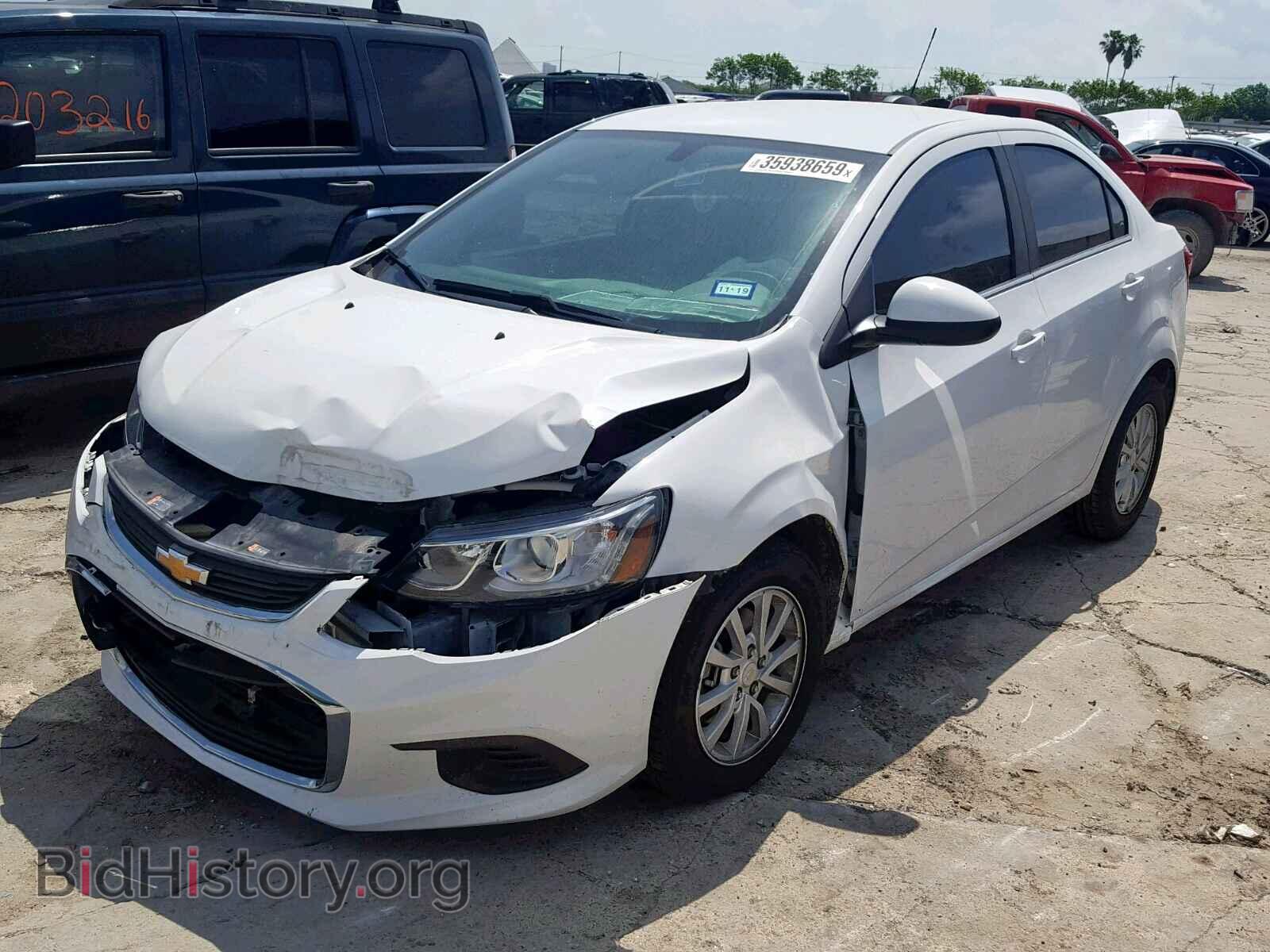 2017 CHEVROLET SONIC - VIN: 1G1JD5SH7H4111733 - Фото 2