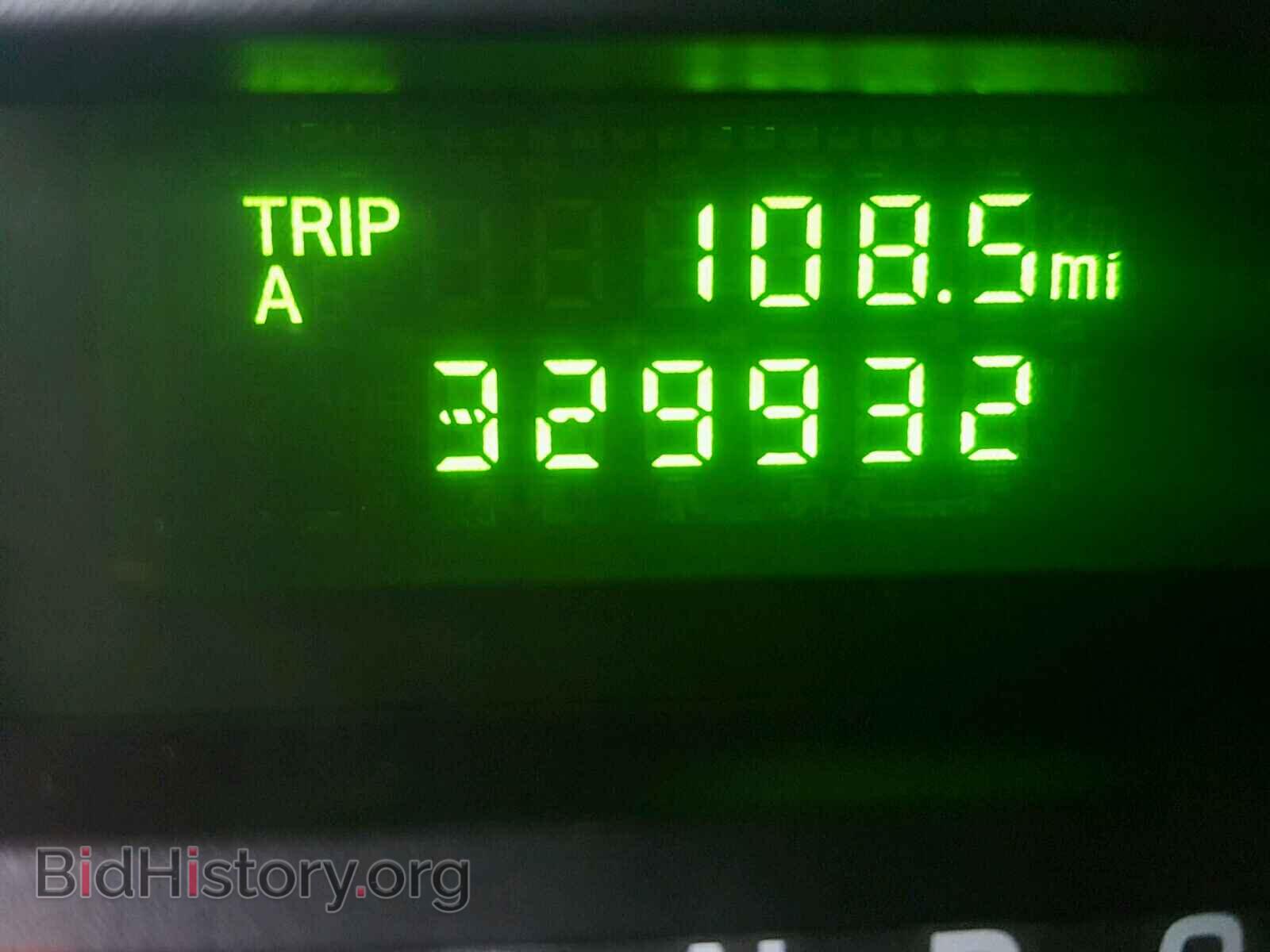 2011 FORD ECONOLINE - VIN: 1FBNE3BL0BDA17994 - Photo 8