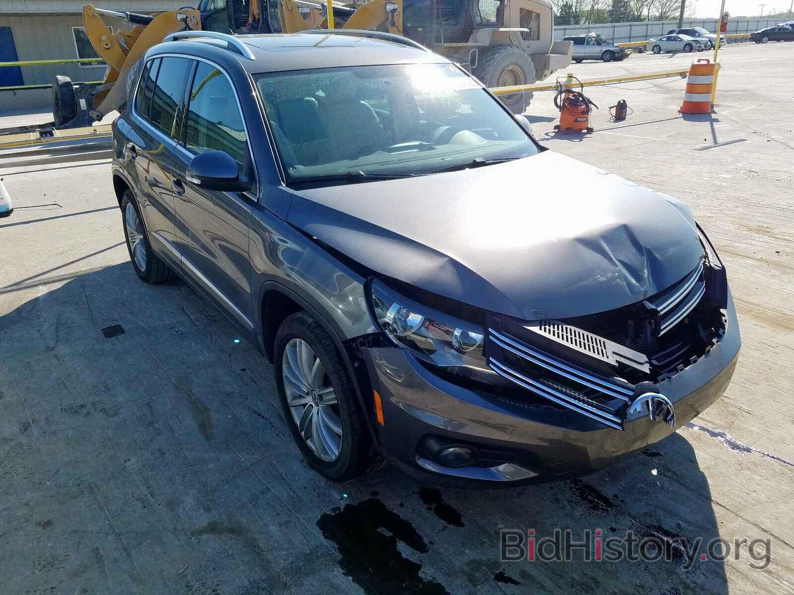 Photo WVGAV7AX4CW000655 - VOLKSWAGEN TIGUAN 2012