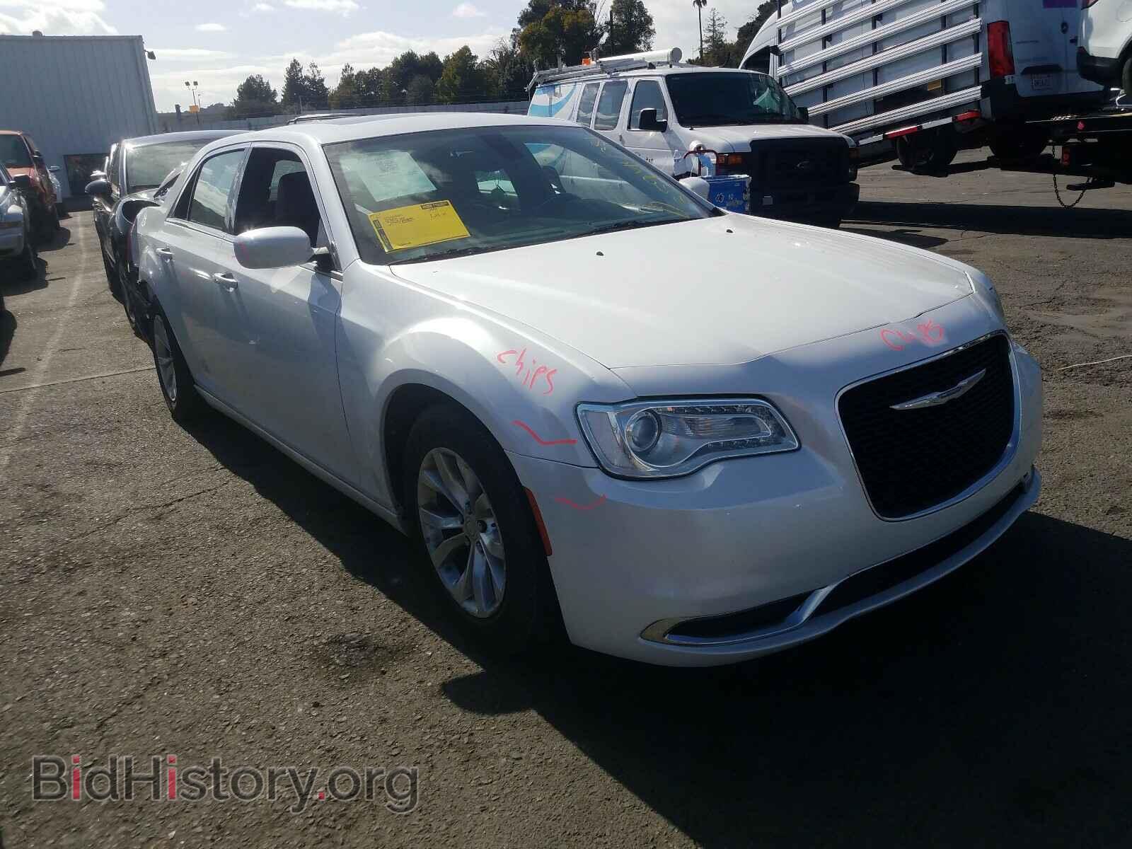 Фотография 2C3CCAAG1FH930004 - CHRYSLER 300 2015