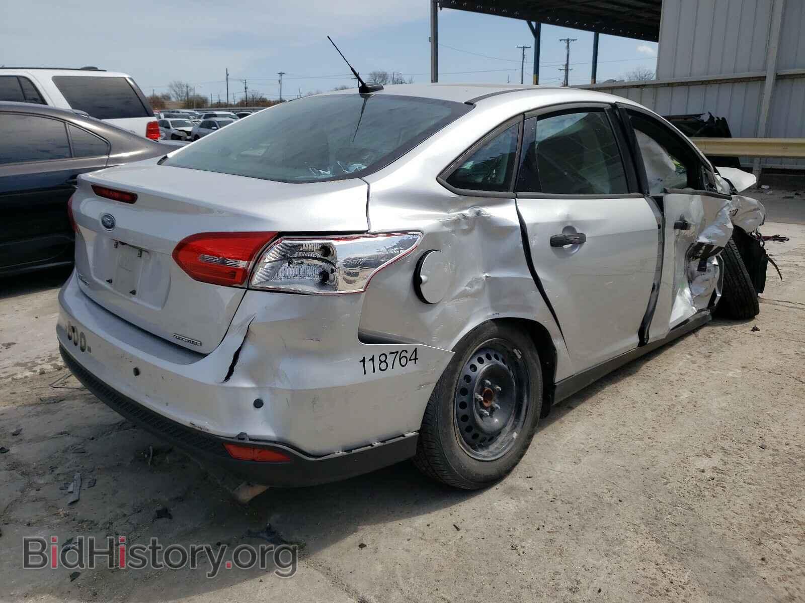 2016 FORD FOCUS - VIN: 1FADP3E21GL366203 - Фото 4