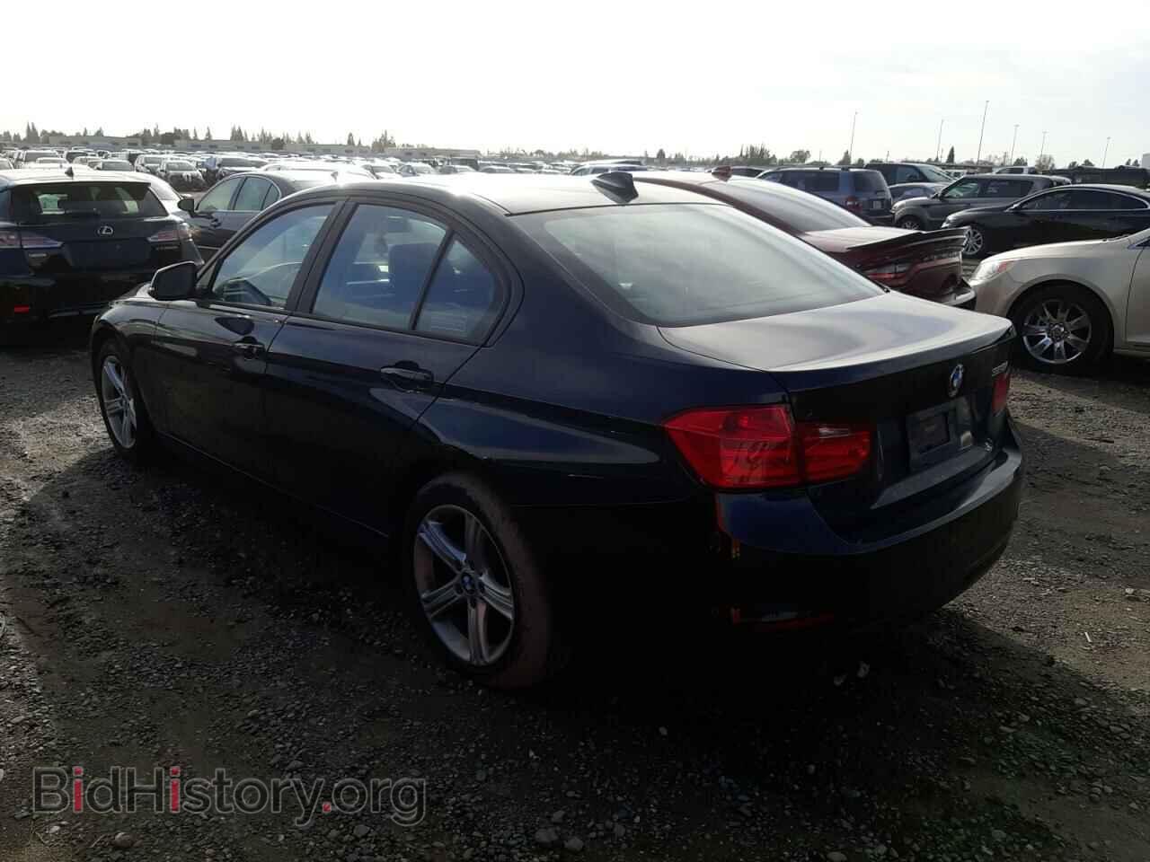 2012 BMW 3 SERIES - VIN: WBA3A5C50CF345817 - Фото 2