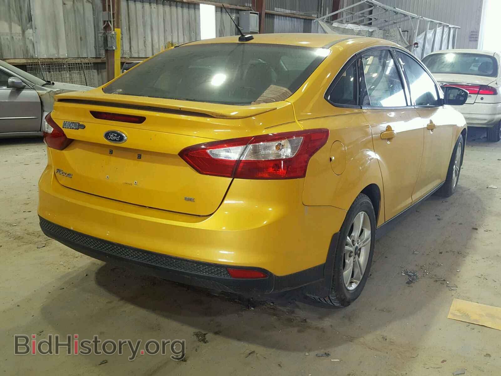 2012 Ford FOCUS (VIN 1FAHP3F29CL276839) — фото 4 из 10