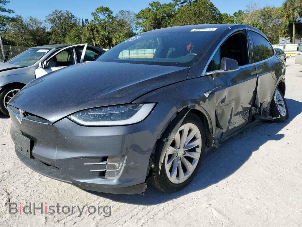 Photo 5YJXCAE28HF077704 - TESLA MODEL X 2017